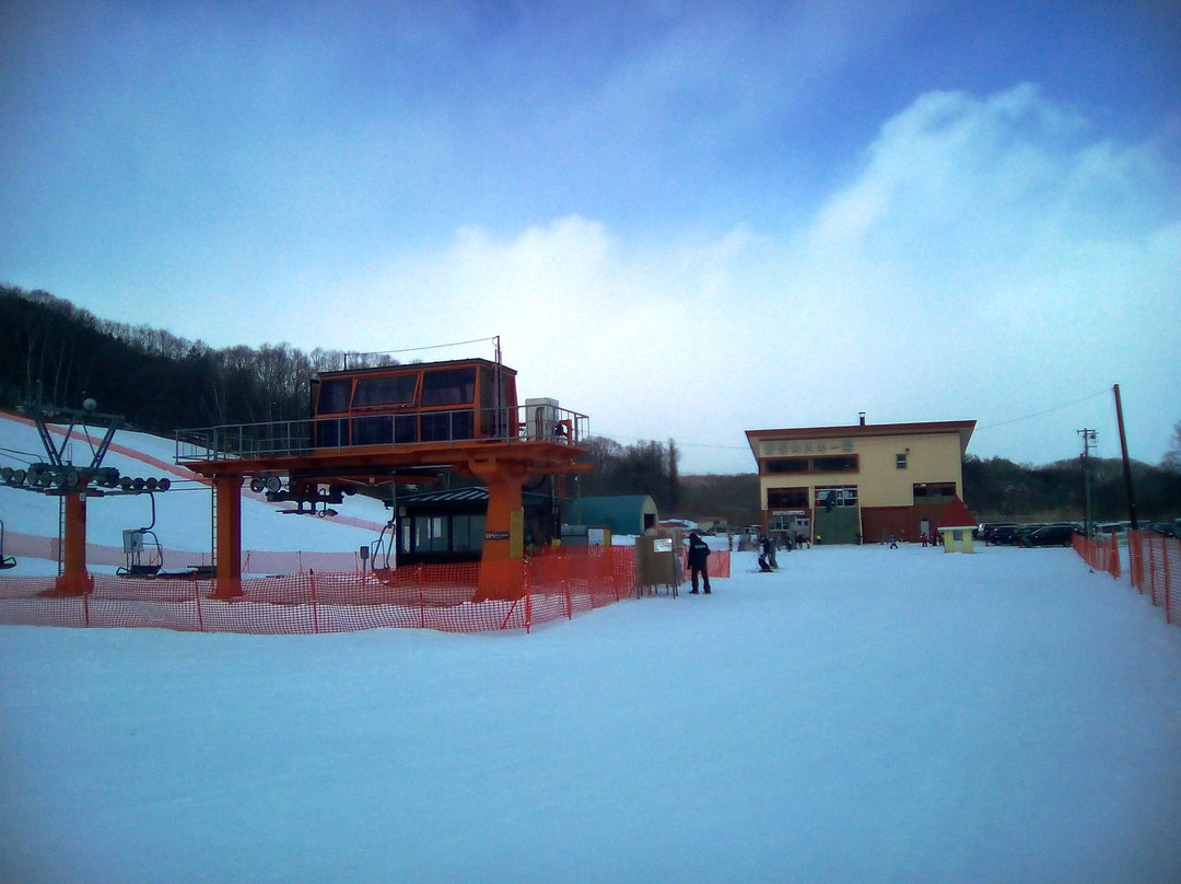 Shintokuyama Ski Area-新得町必去景点