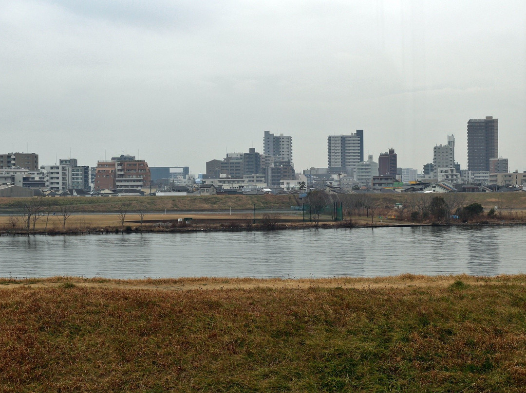 リバーサイドレストラン BIBI