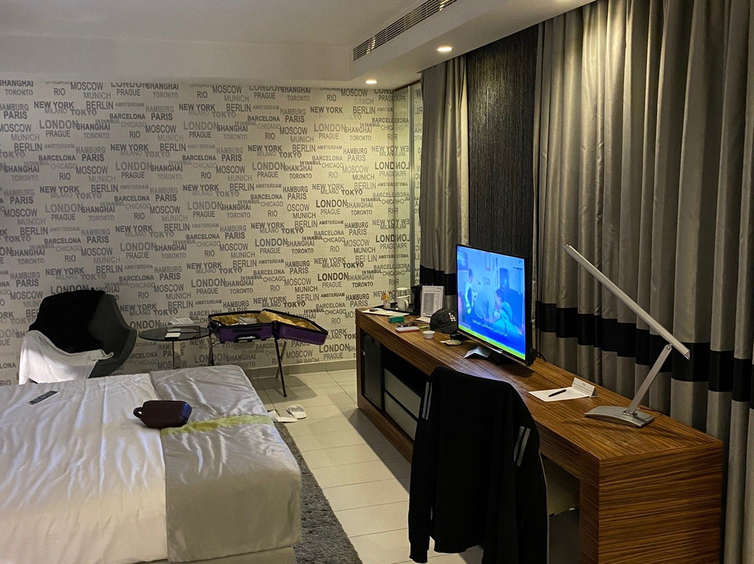Warwick Stone 55 Hotel Beirut主图