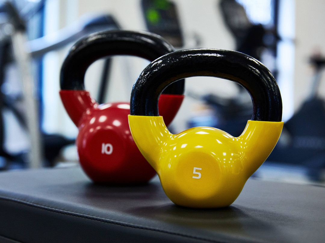 布伦特伍德圣路易斯春季山丘套房酒店主图