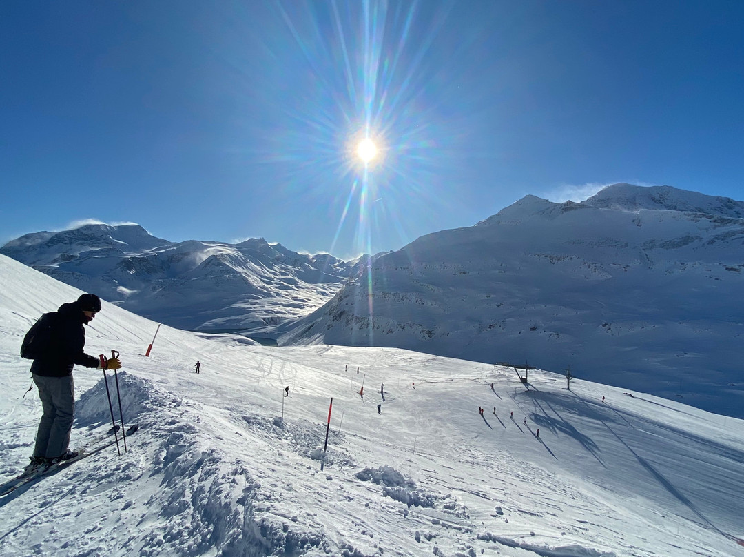 阿尔帕奇德瓦勒塞尼酒店主图