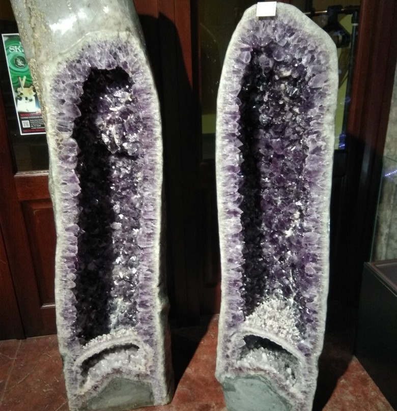 JUNA MINERALS & ROCKS Museum景点图片