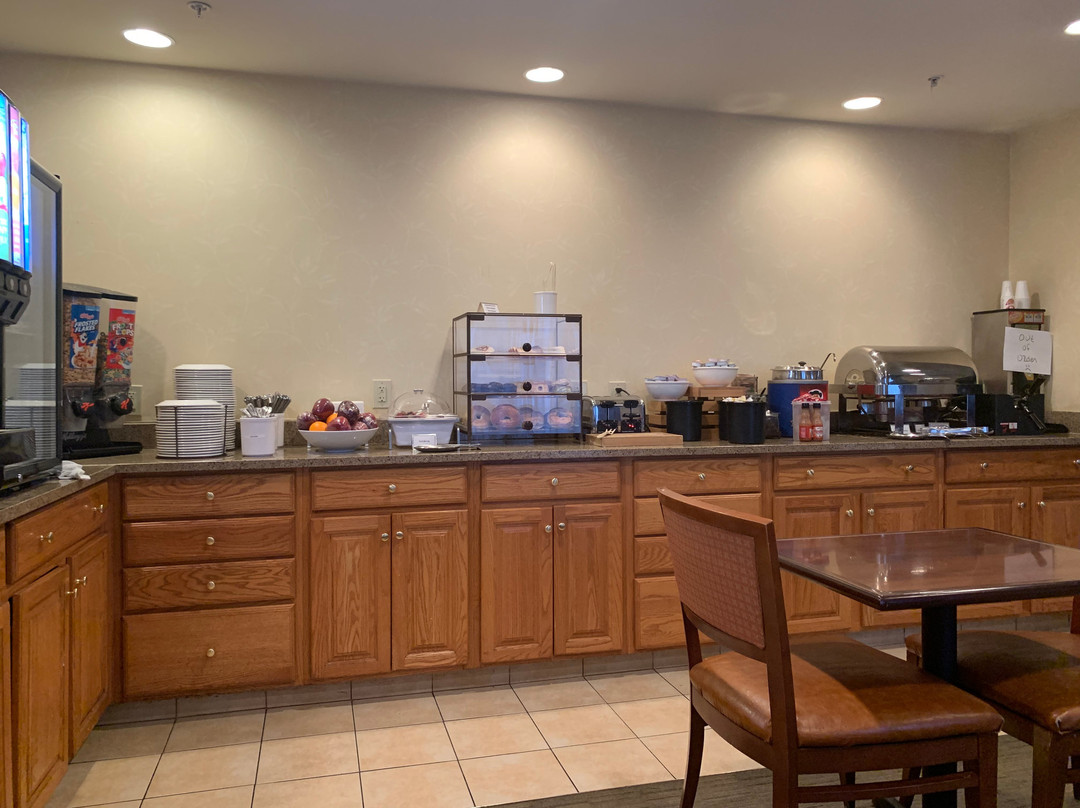 Country Inn & Suites by Radisson, Toledo, OH主图