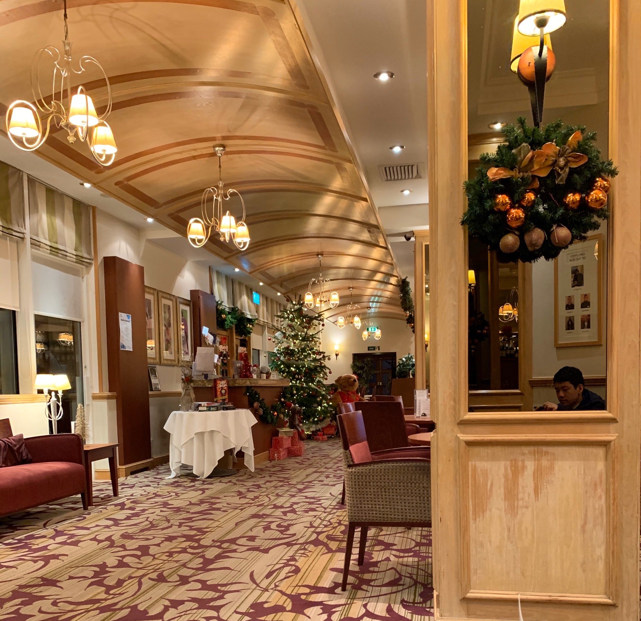 Barnsdale Country Club-官方