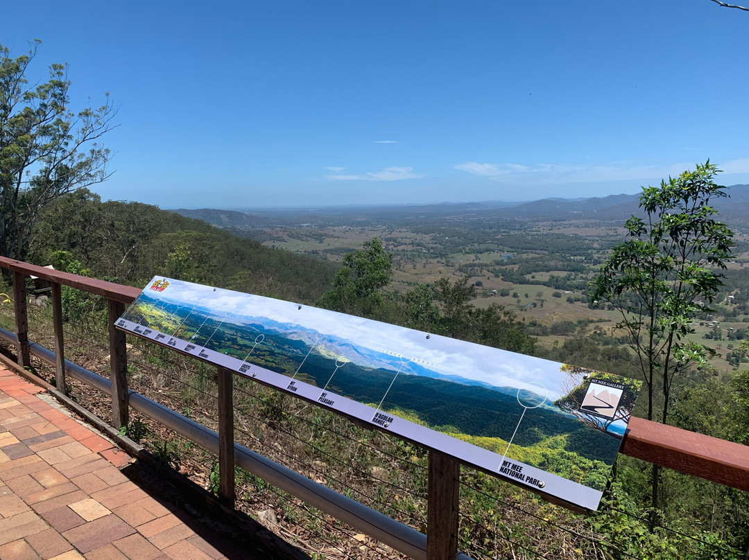 Pitstop on Mt Mee景点图片