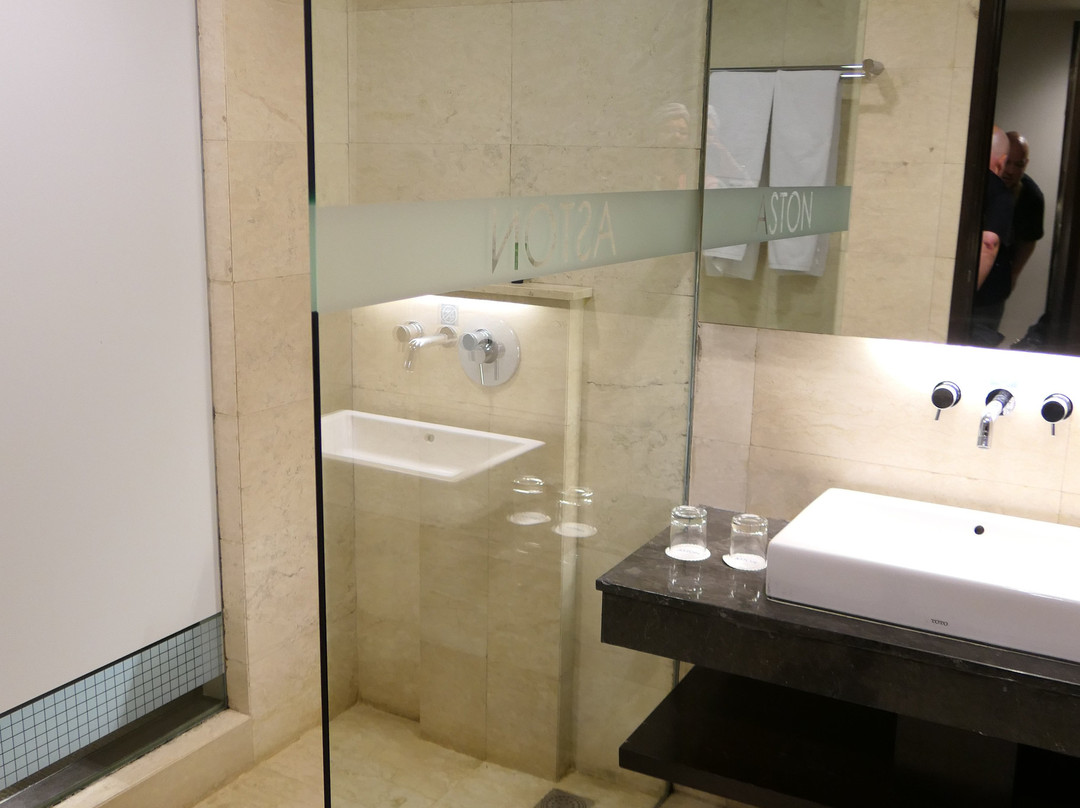 阿斯顿望加锡酒店及会议中心主图