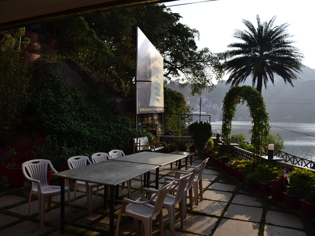 Hotel Lake Palace主图