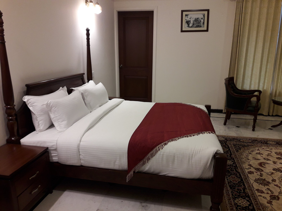 TGI Gadh Hathoj主图