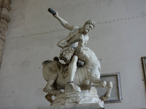 Ercole e il Centauro Nesso-佛罗伦萨必去景点