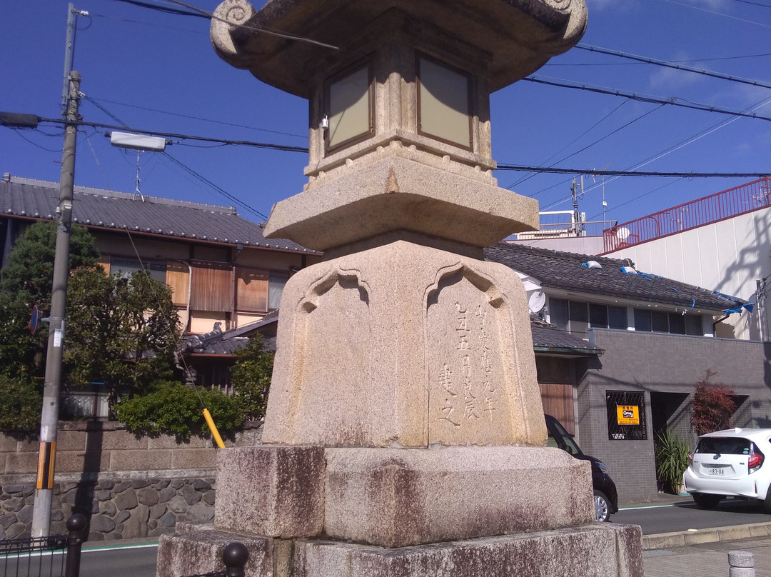 Gotsuji Lantern景点图片