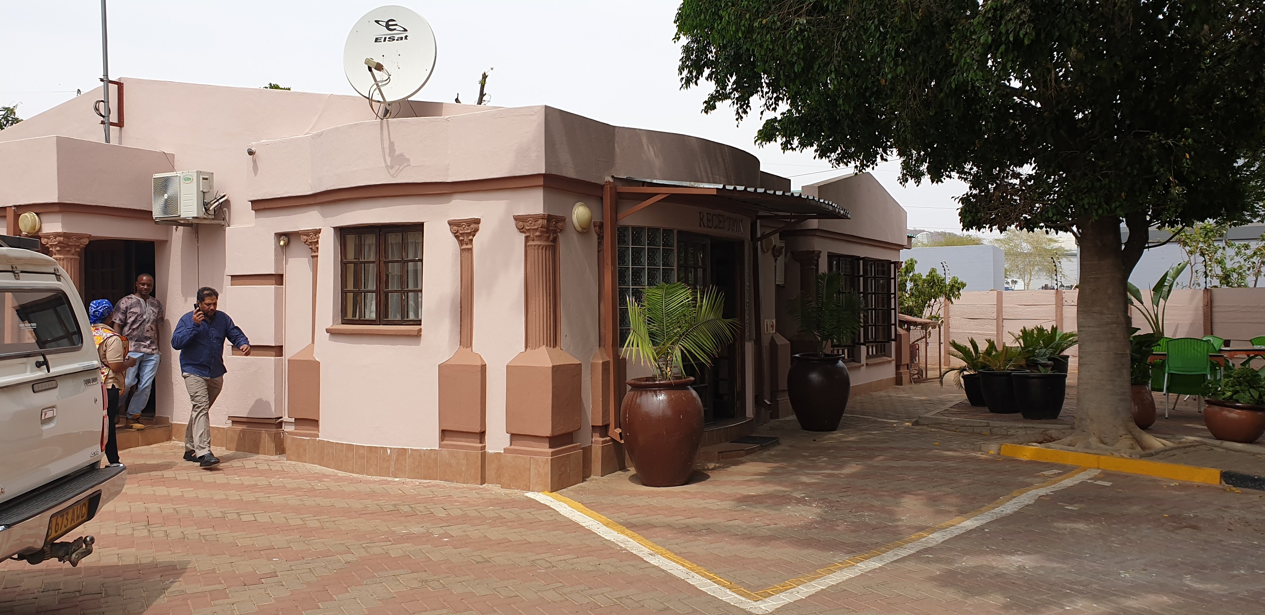 Kgale View Lodge-浴室