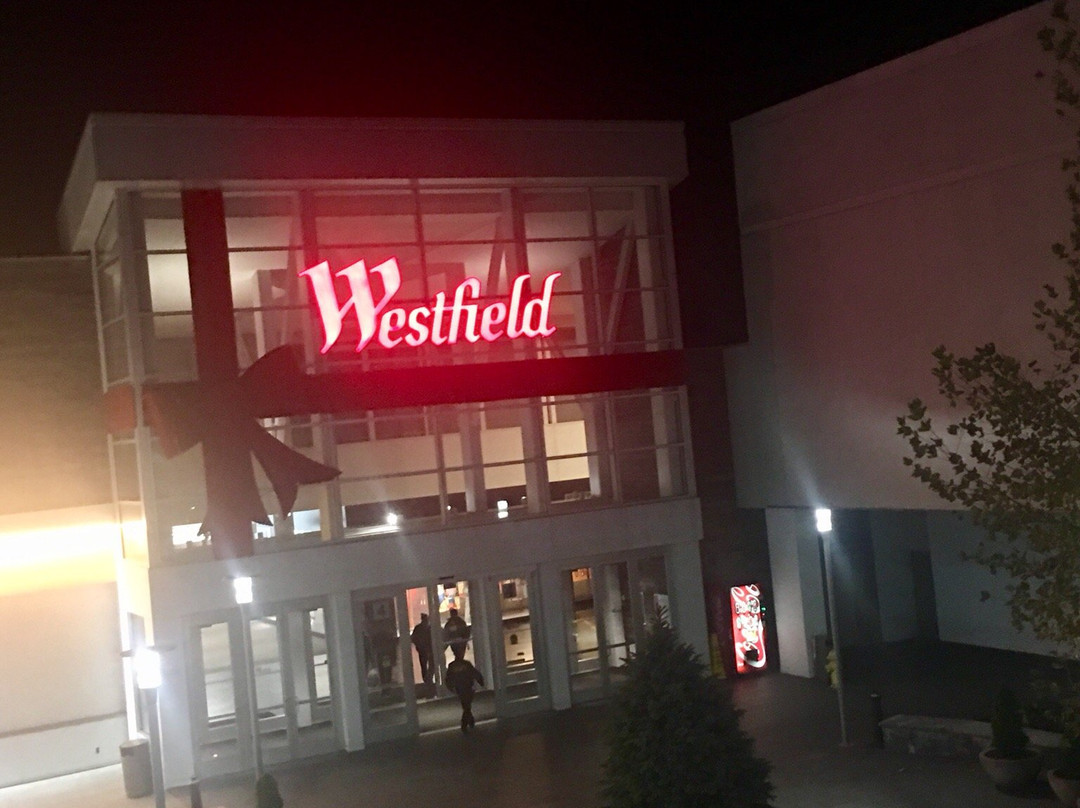 Westfield Trumbull Mall-特兰伯尔必去景点