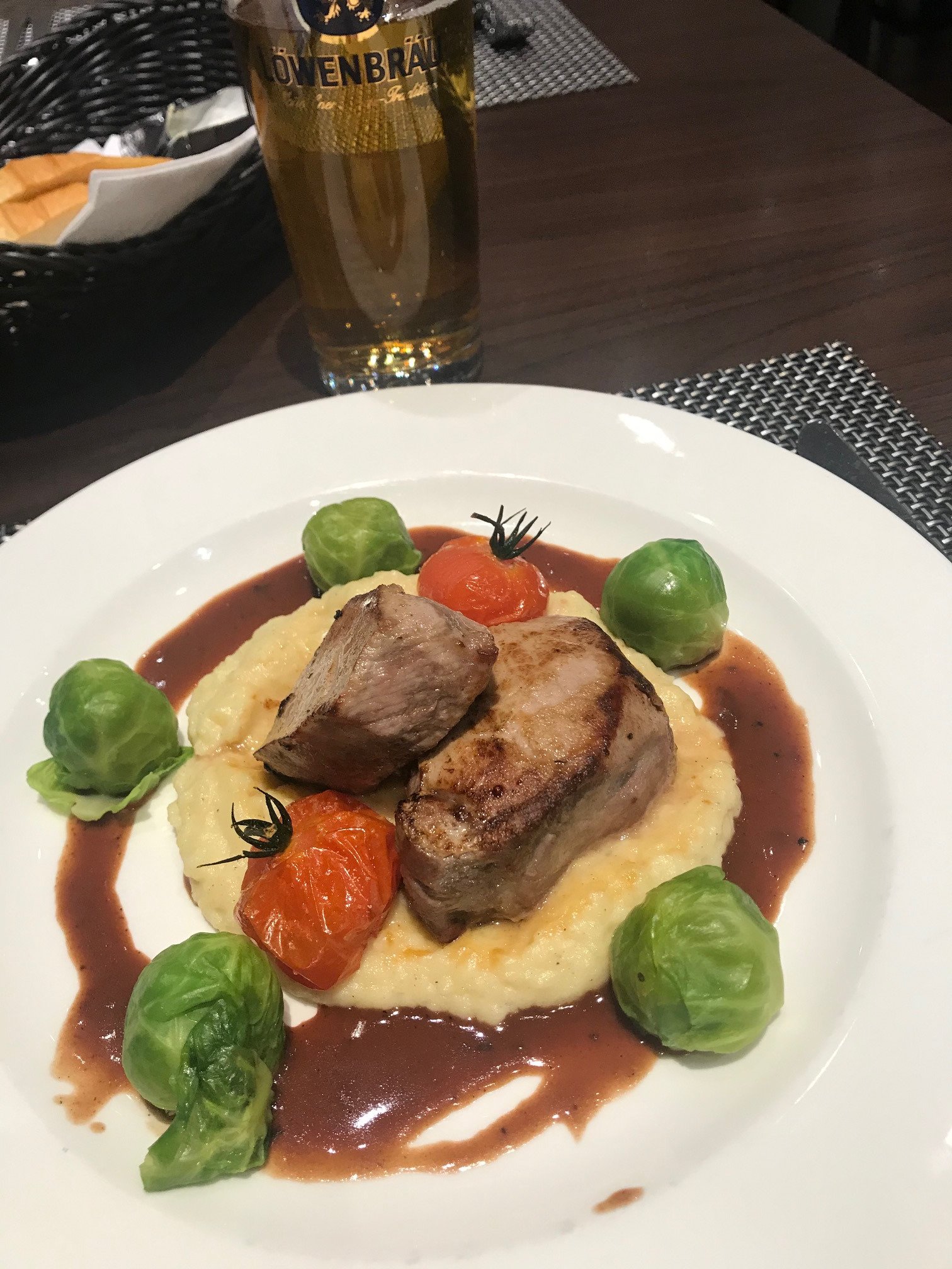新罕布什尔州慕尼黑机场酒店-餐饮