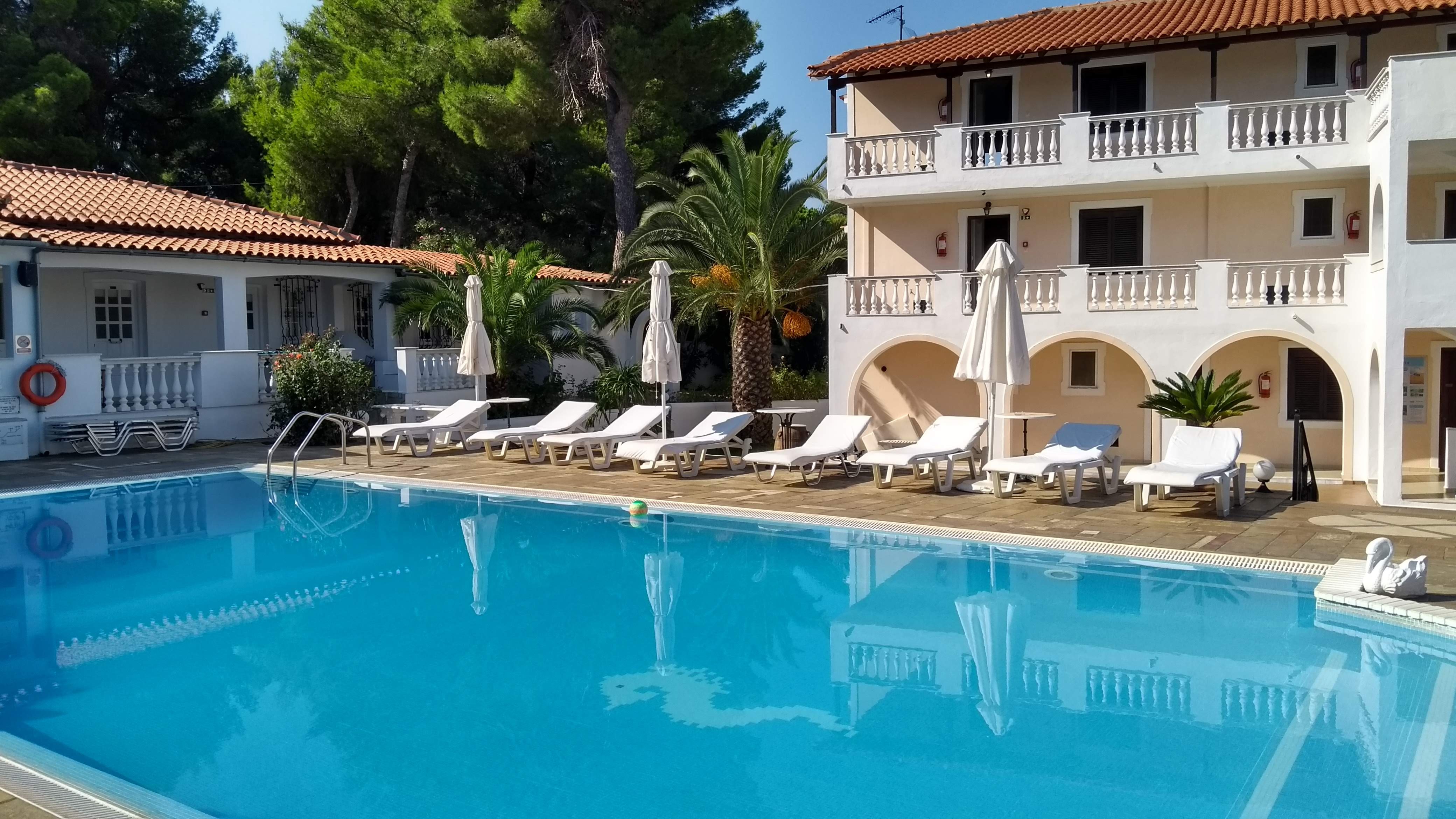 Villa Christina Skiathos-泳池