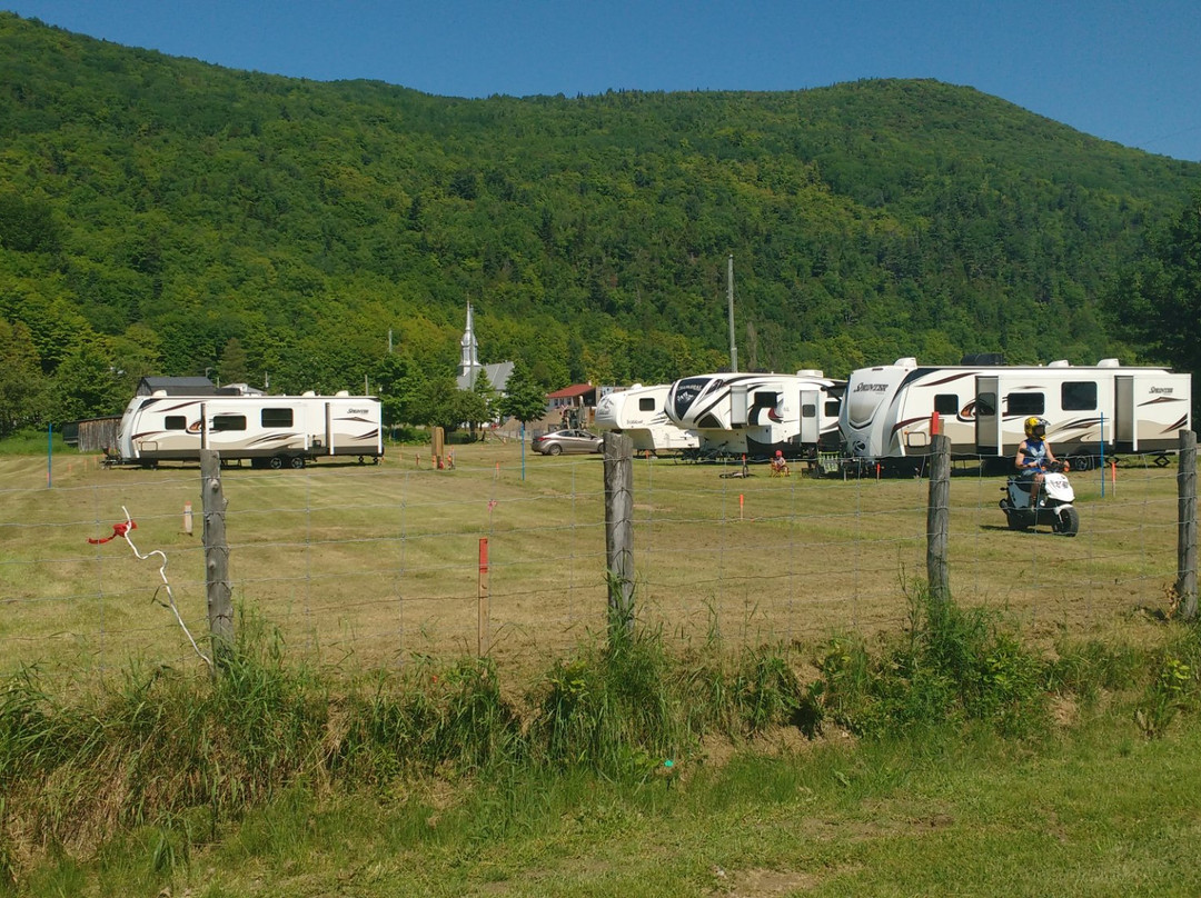 Petite-Riviere-Saint-Francois旅游景点-Parc des Riverains