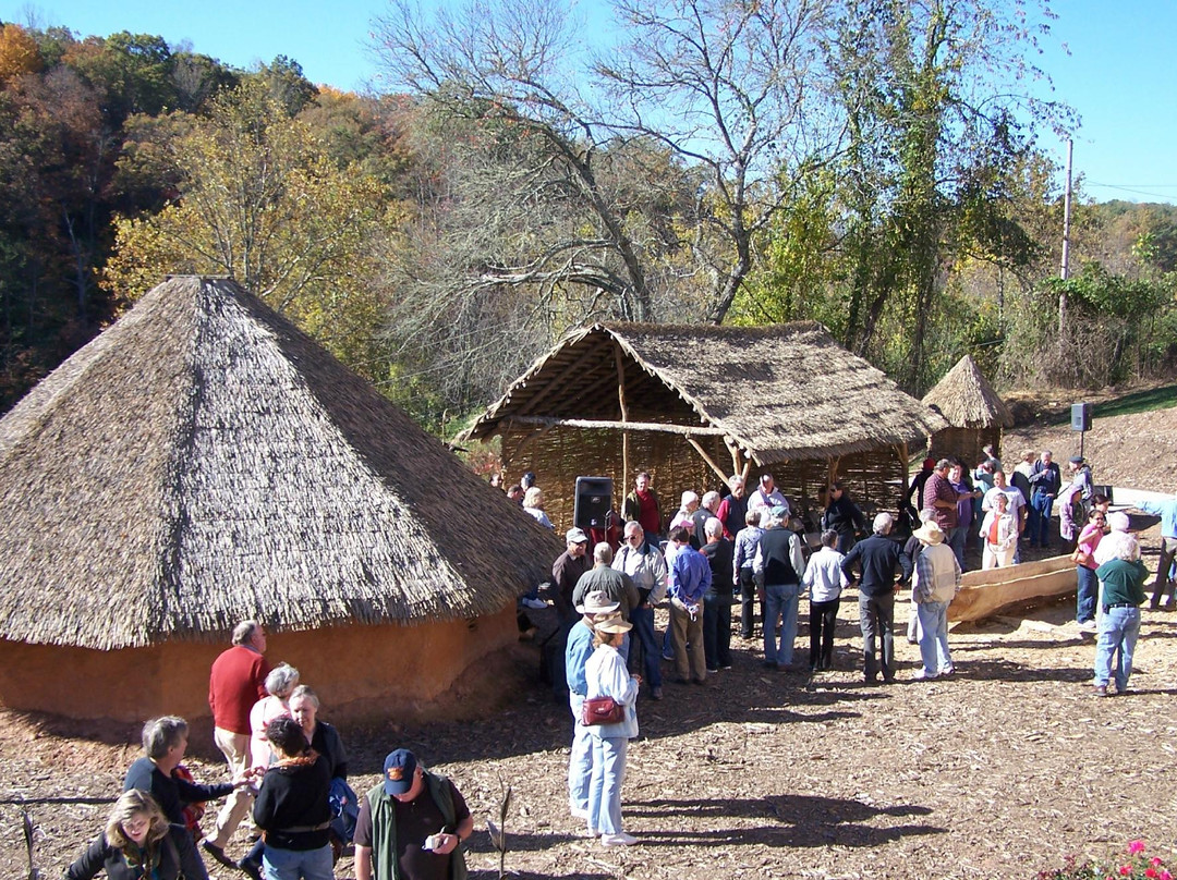 Hayesville旅游景点-Cherokee Homestead Exhibit