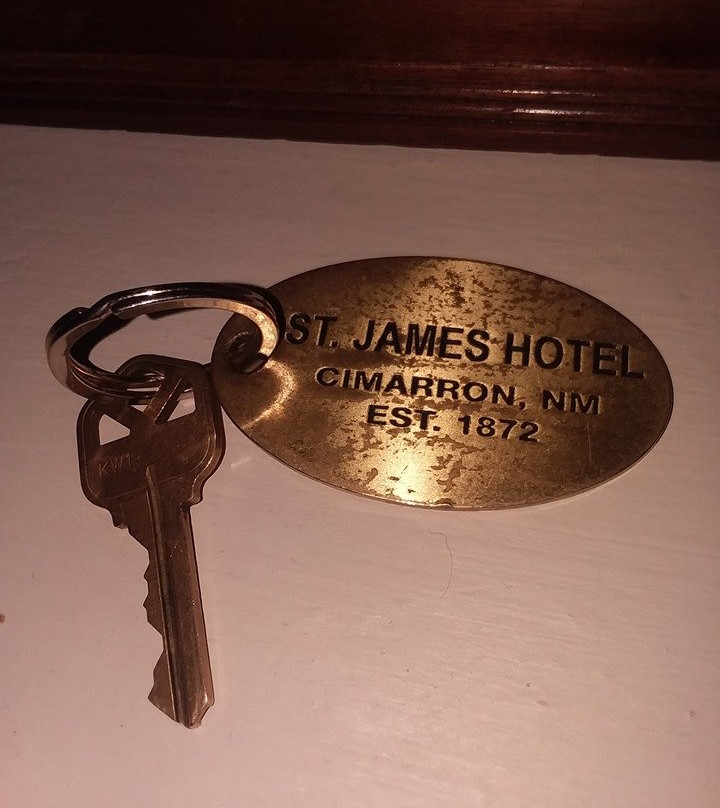 Express St. James Hotel主图