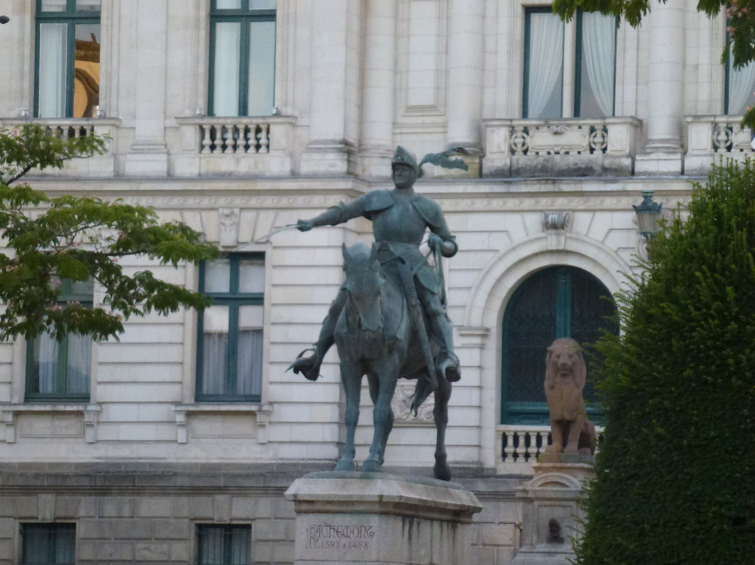 Statue de Richemont Duc de Bretagne景点图片