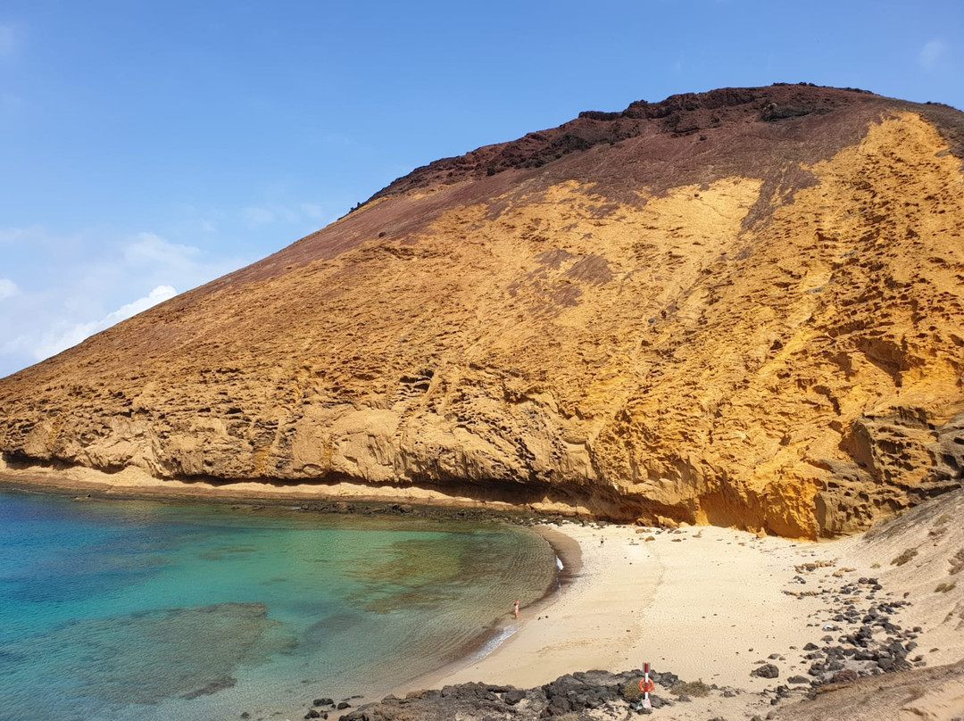 Playa Montana Amarilla景点图片