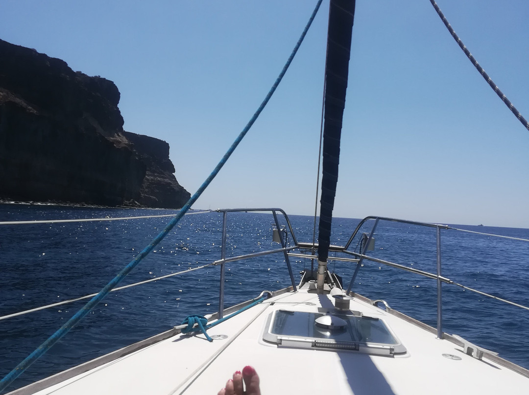 Karolka Yacht Charter-莫干港必去景点