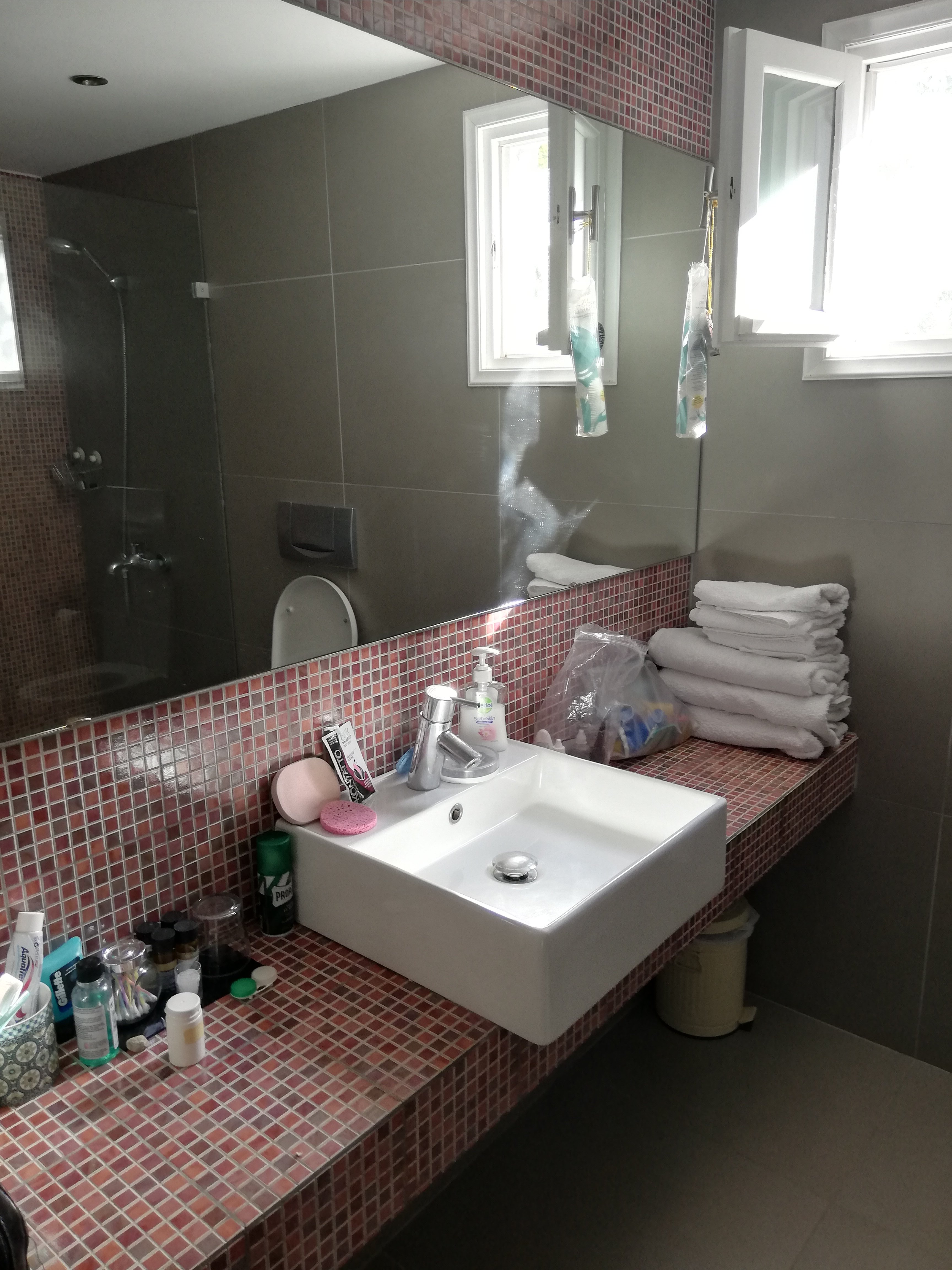 Almira Suites-浴室