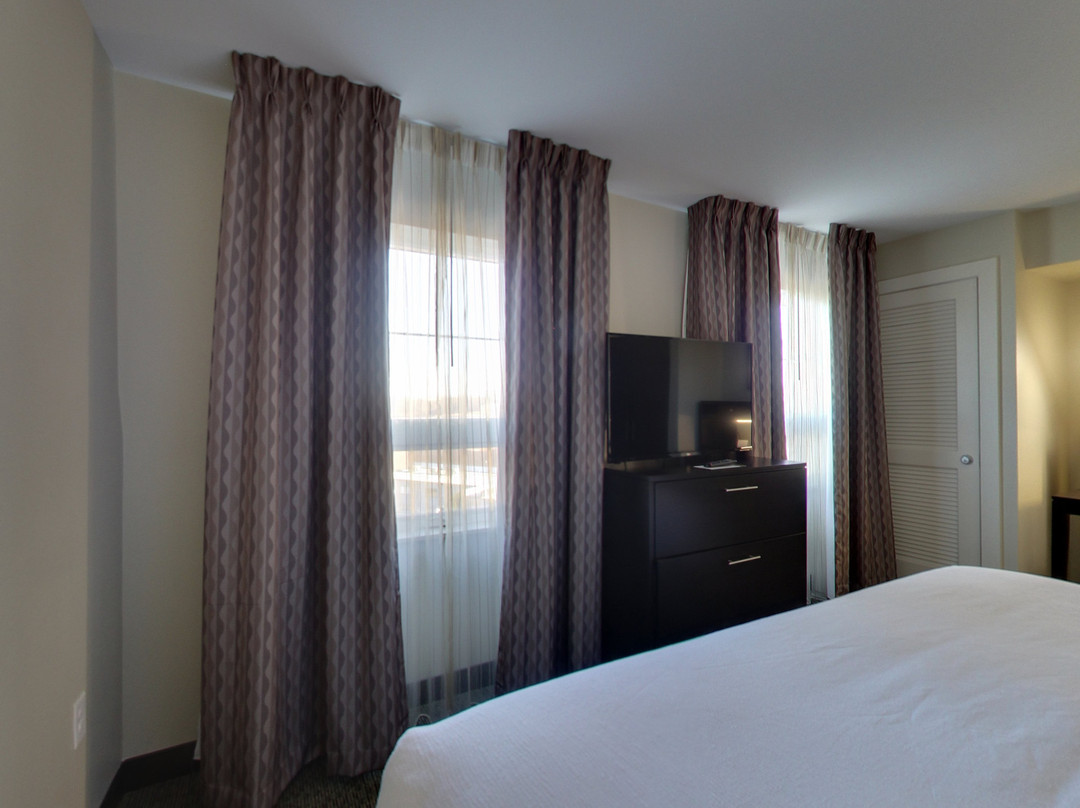 Staybridge Suites Madison - Fitchburg by IHG主图