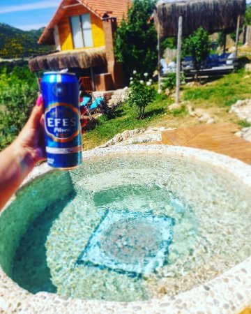 安巴尔艾维里酒店-泳池