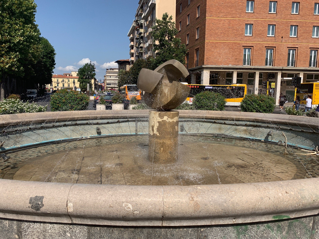 Fontana della Stazione di Pisa-比萨必去景点