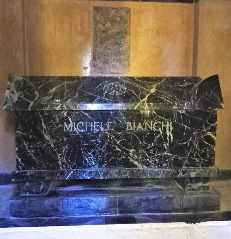Monumento a Michele Bianchi景点图片