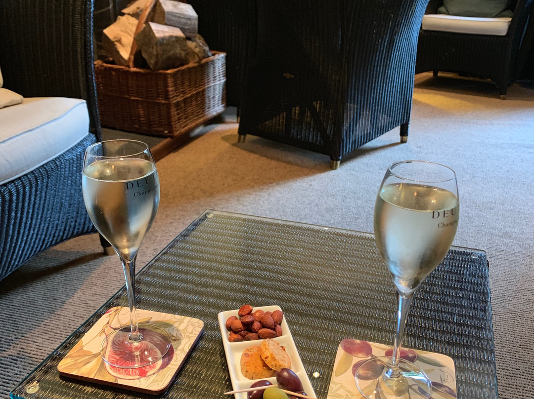 Plantation House Hotel and Restaurant主图