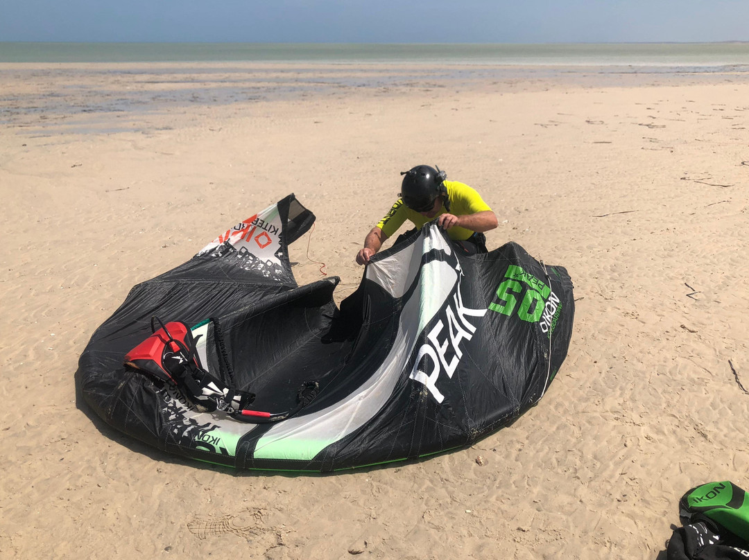 Shark Bay Kitesurfing-德纳姆必去景点