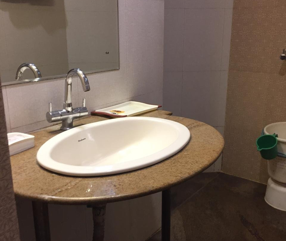 Hotel Central Point International主图