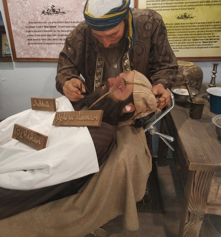 Sultan Camii ve Kulliyesi-Manisa必去景点