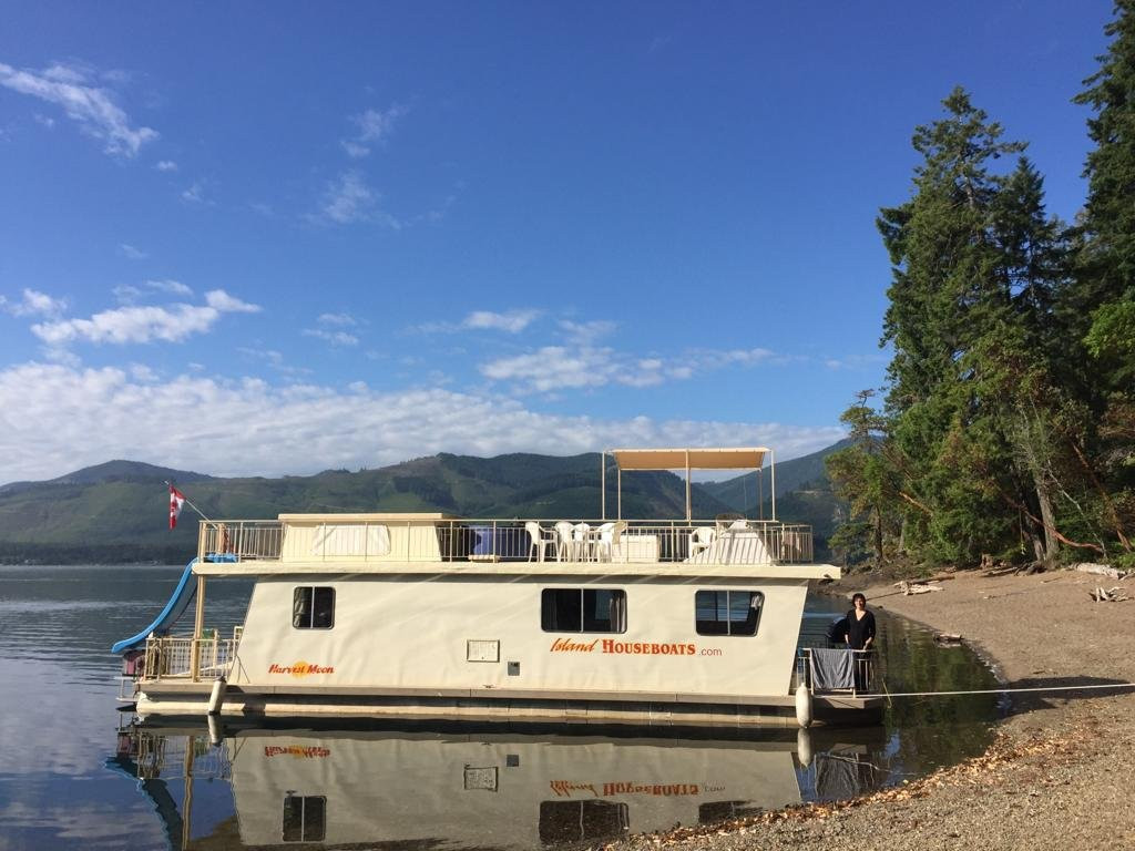 Island Houseboats景点图片