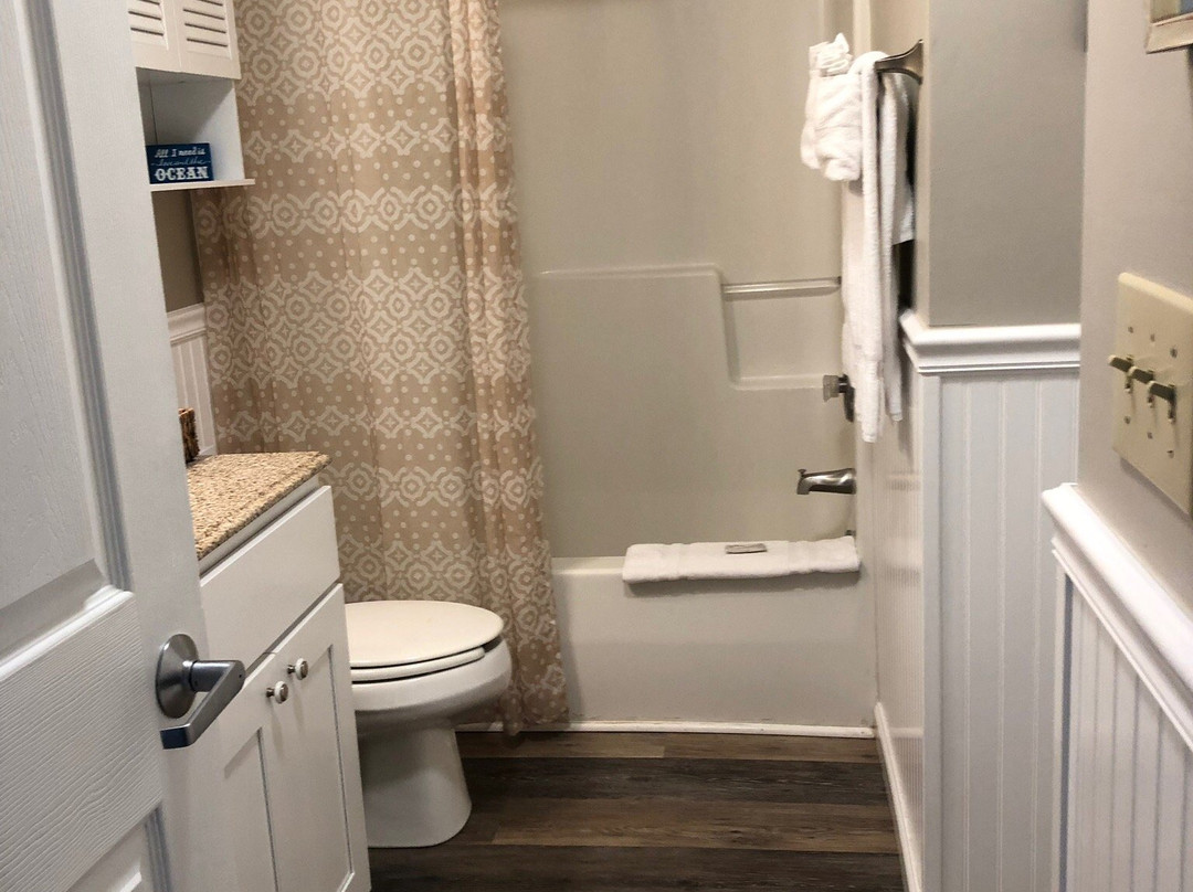 Sandpeddler Inn & Suites主图