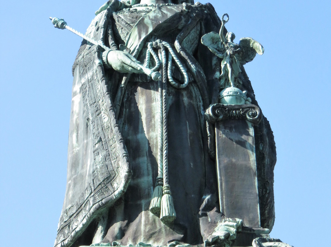 Queen Victoria Monument-兰开斯特必去景点