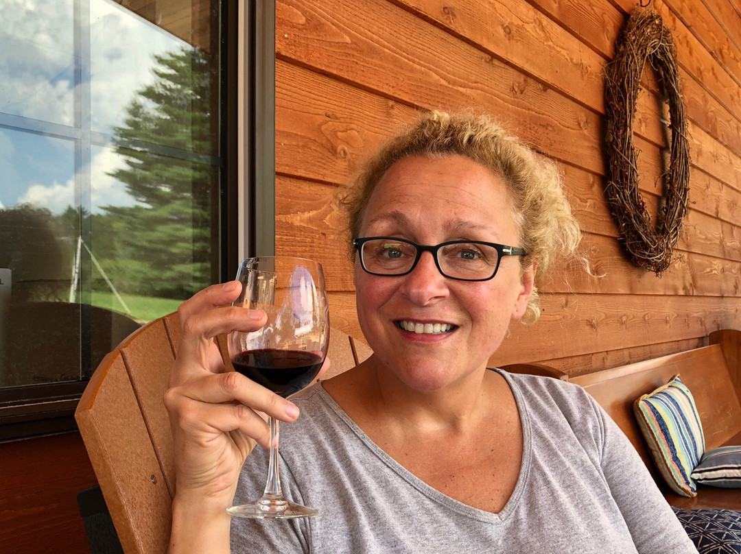 Peaceful Bend Vineyard-Steelville必去景点