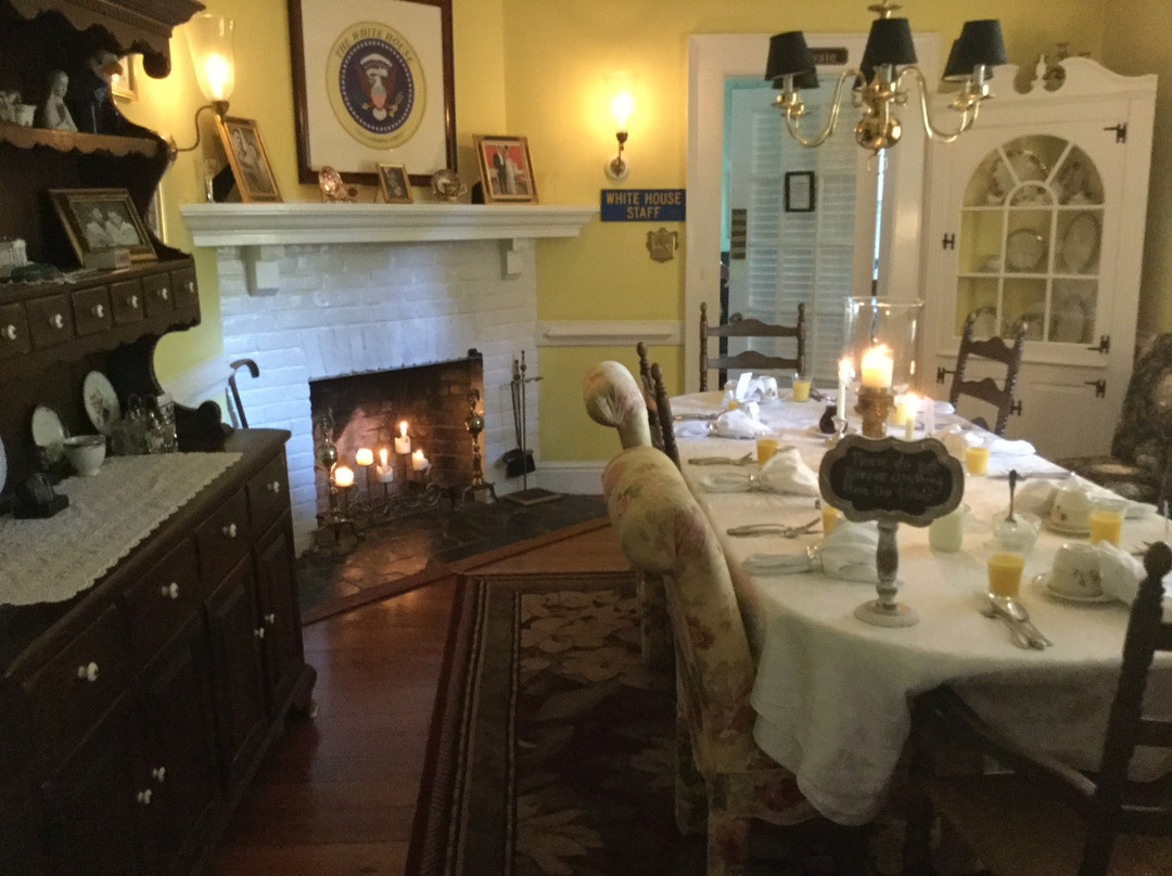 威廉斯堡白宫酒店主图