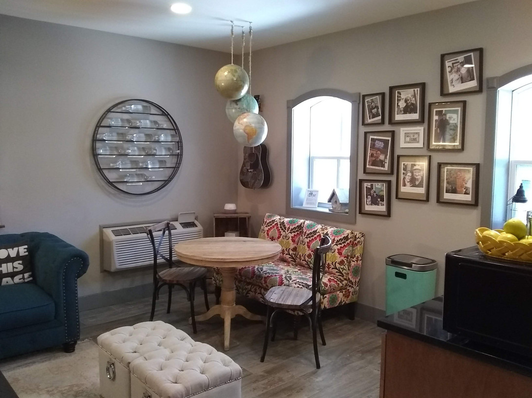 The Grove Hotel主图