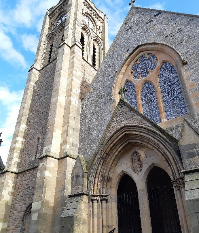 St Andrew Blackadder Church景点图片