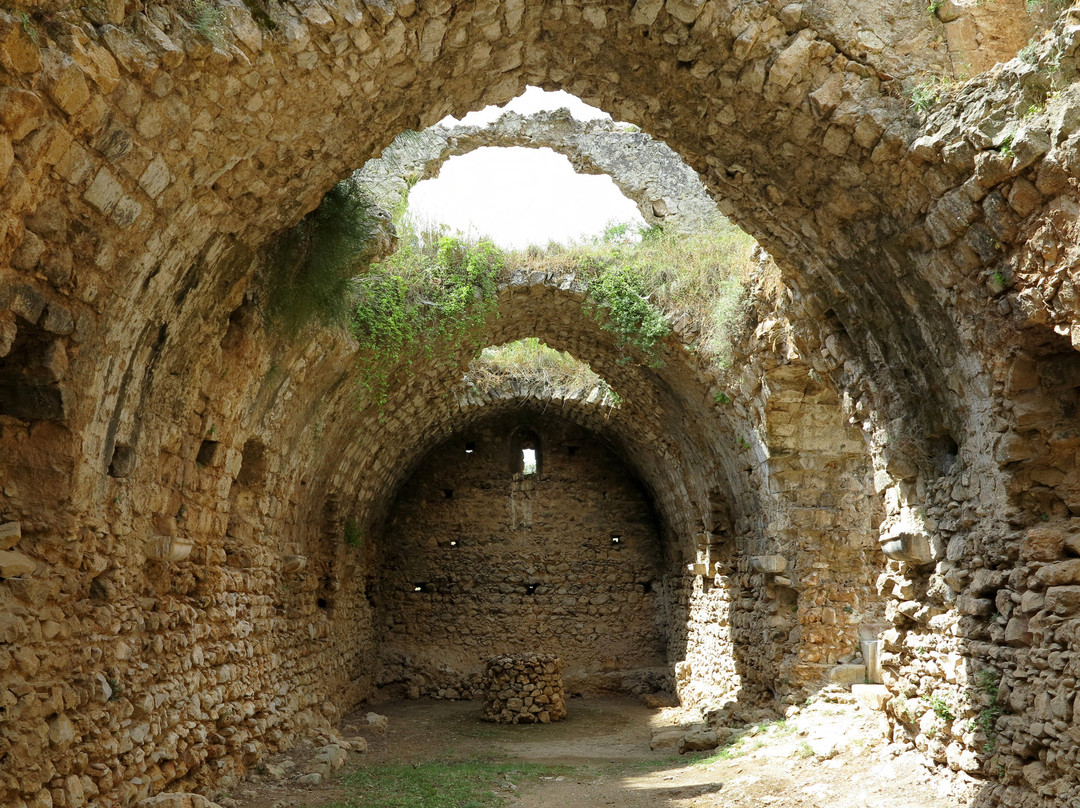 Becin Castle景点图片