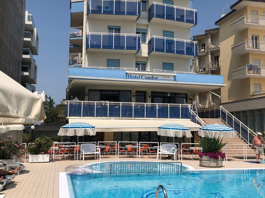 Hotel Condor主图