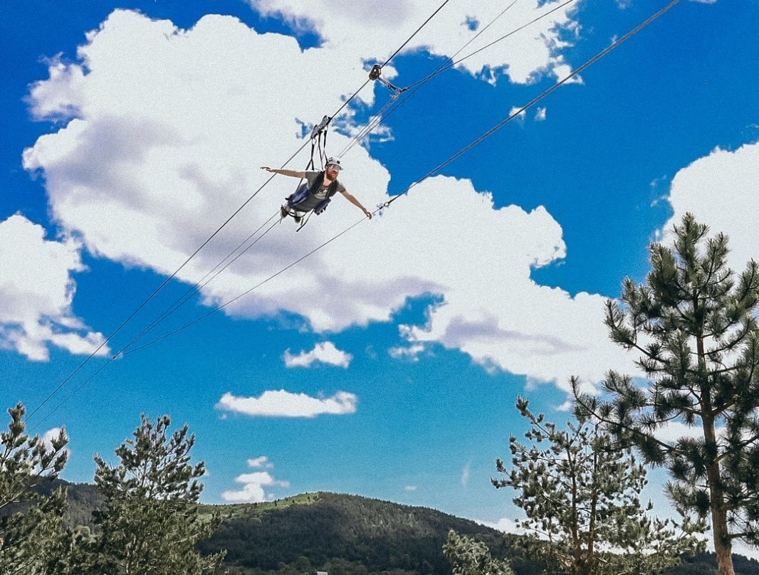 Zip Line Pazi Medo景点图片