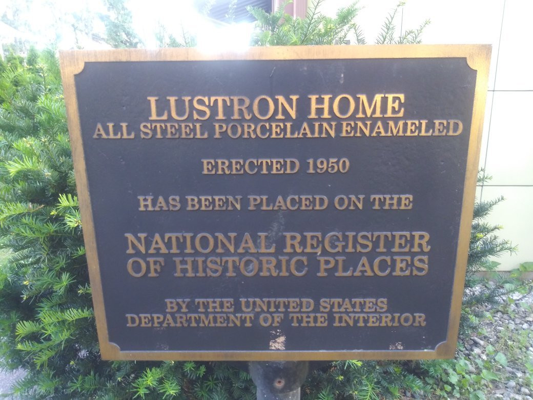 Lustron House景点图片
