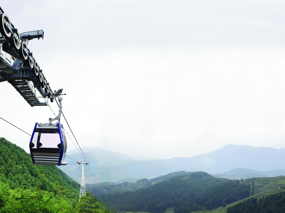 Skyview Patnitop by Empyrean