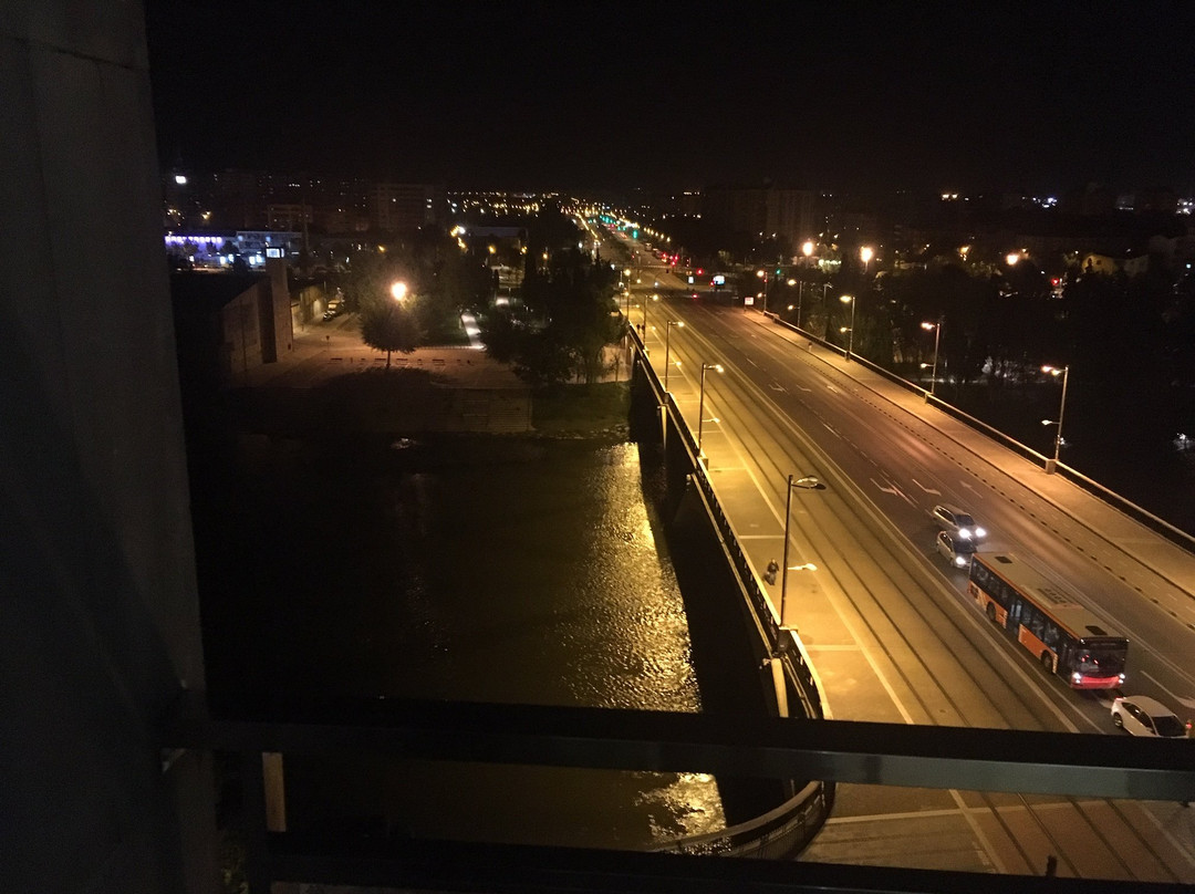 NH萨拉戈萨城市酒店主图