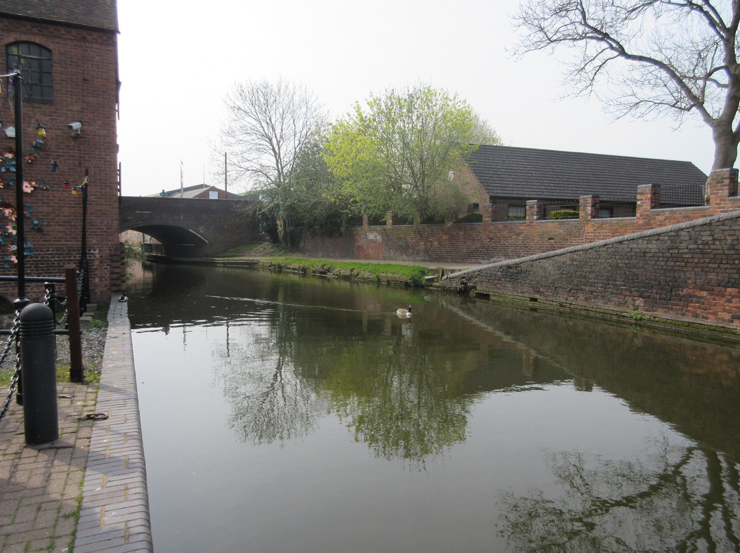 Tania Holland Gallery-Stourbridge必去景点