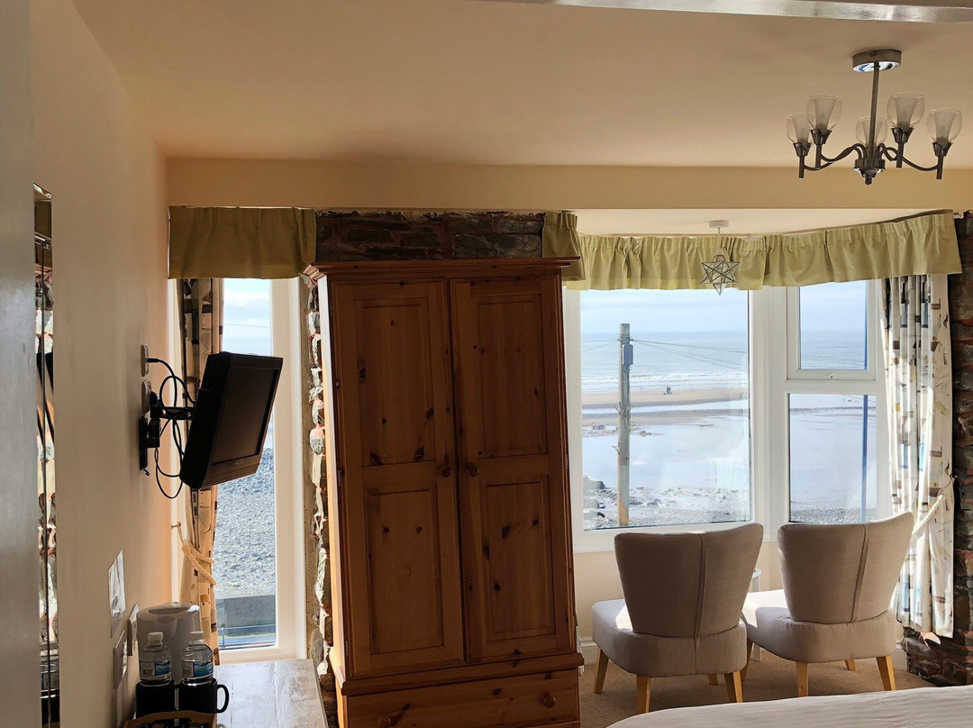 Pebble Beach Guest House主图