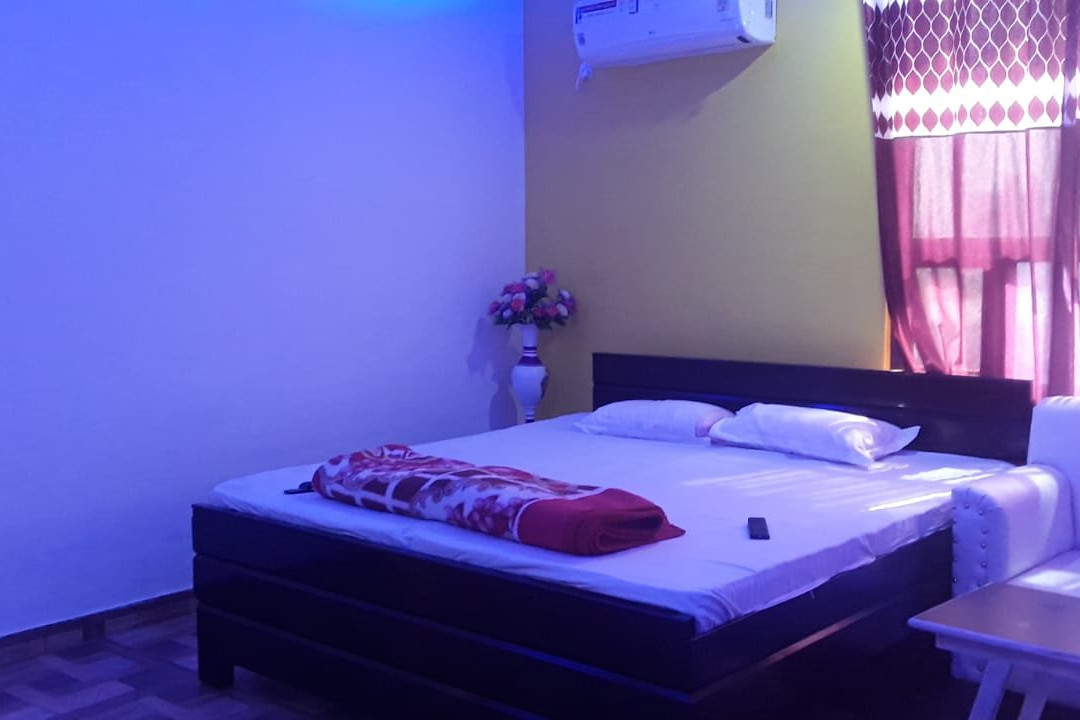 Rajshree Inn