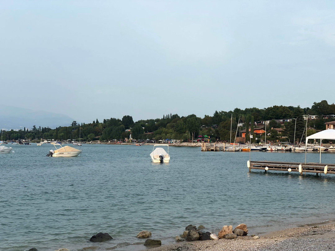 Porto Torchio beach景点图片